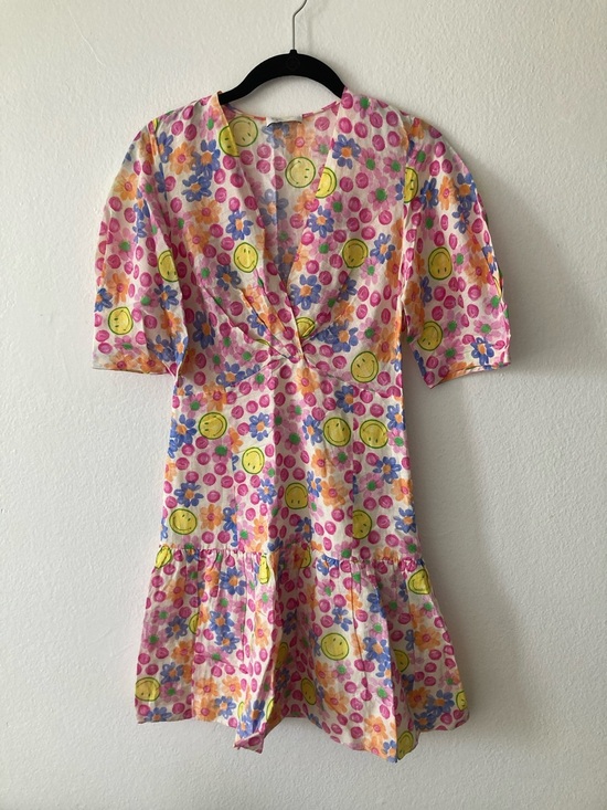 Sandro Dresses & Skirts - Sandro Pink Floral Smiley Print Dress